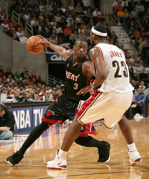 迫使哥伦比 迫使哥伦比